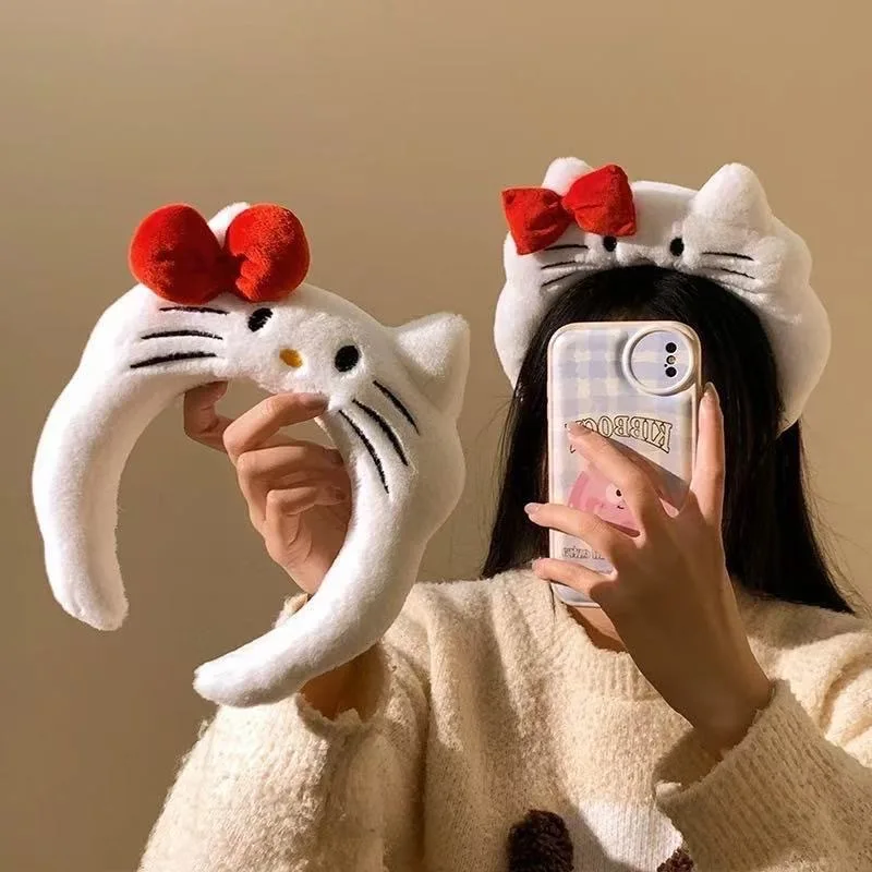 Women Accessories Photos - Tiara de Pelúcia Anime Hello Kitty